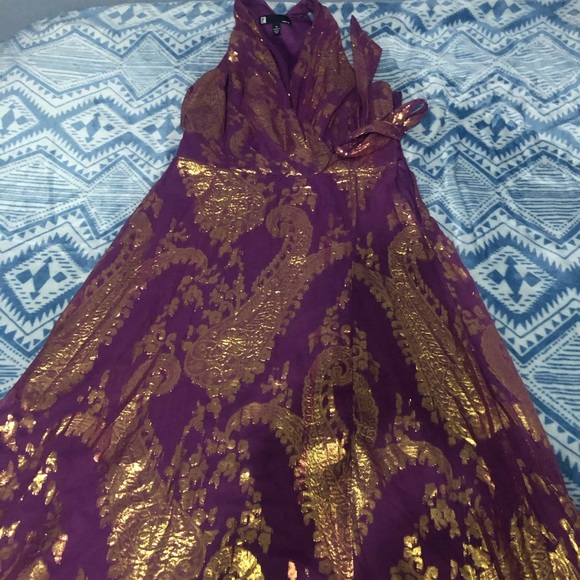 Long Formal Leslie Fay Gown - Picture 2 of 4